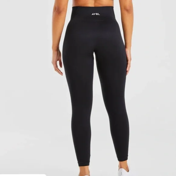 AYBL Black Seamless‎ Leggings, M - Picture 13 of 14